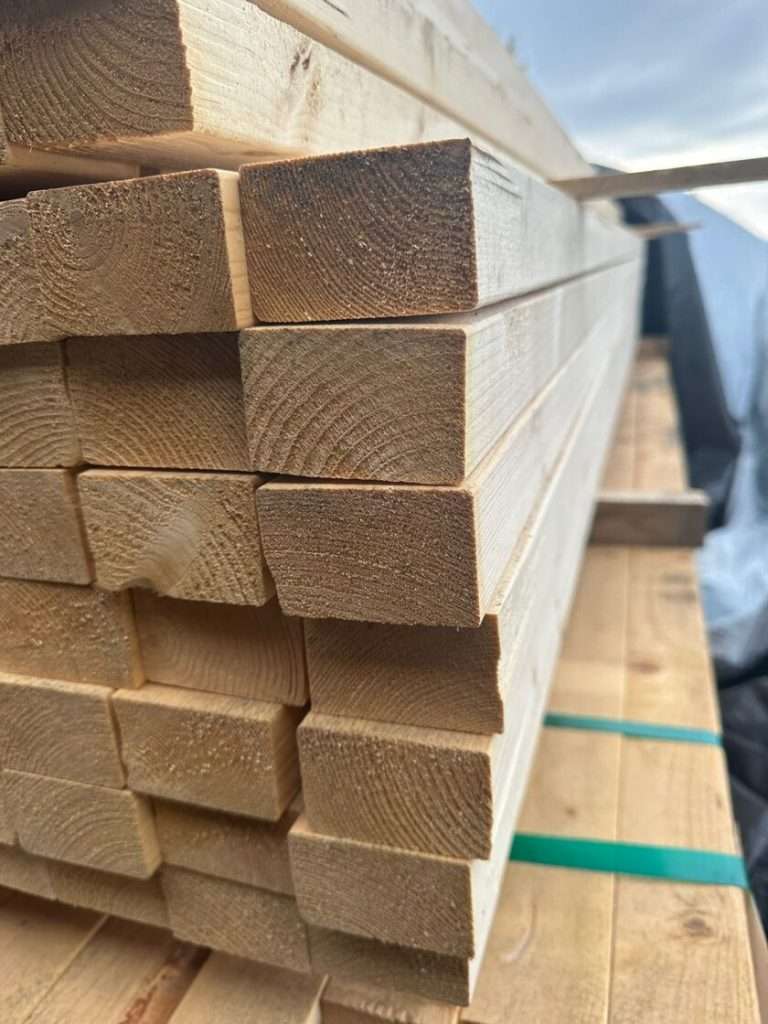 Kaltētas un kalibrētas koka latas BVALT — Kokmateriāli un apdare