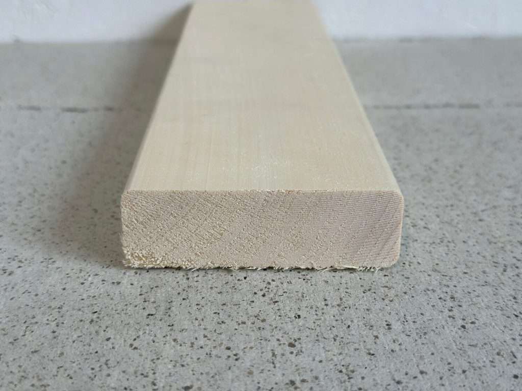 Apses bezzara lavas dēlis 28x90 mm BVALT — Kokmateriāli · Pirts